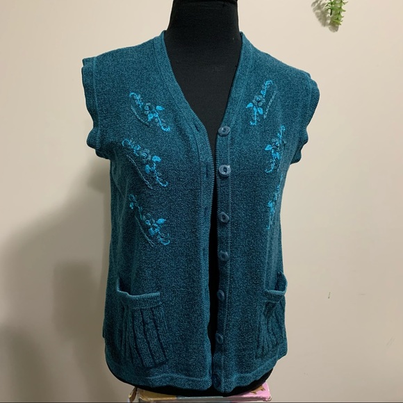 Lavena Anthropologie Sweater And Matching Vest - Picture 15 of 15